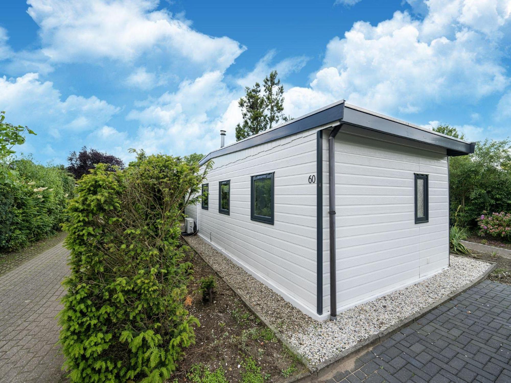 Cozy Chalet In Stegeren With A Terrace Exterior foto